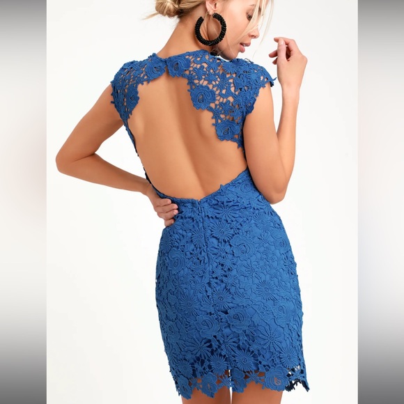 Lulu’s Backless lace dress - Picture 3 of 4